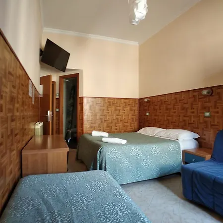Cressy Szálloda *