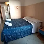 فندق كريسي *